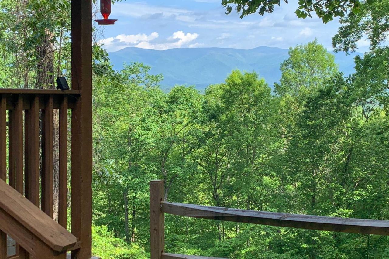 Cozy Cabin With Hot Tub And Smoky Mountain Views! Βίλα Bryson City Εξωτερικό φωτογραφία