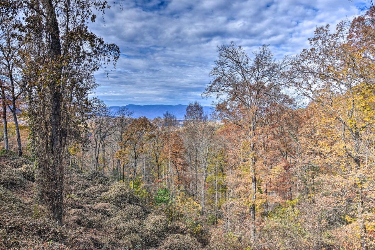 Cozy Cabin With Hot Tub And Smoky Mountain Views! Βίλα Bryson City Εξωτερικό φωτογραφία