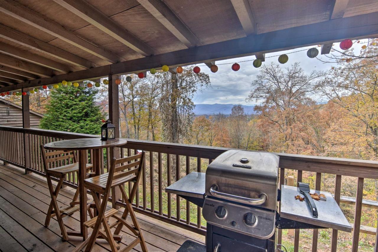 Cozy Cabin With Hot Tub And Smoky Mountain Views! Βίλα Bryson City Εξωτερικό φωτογραφία