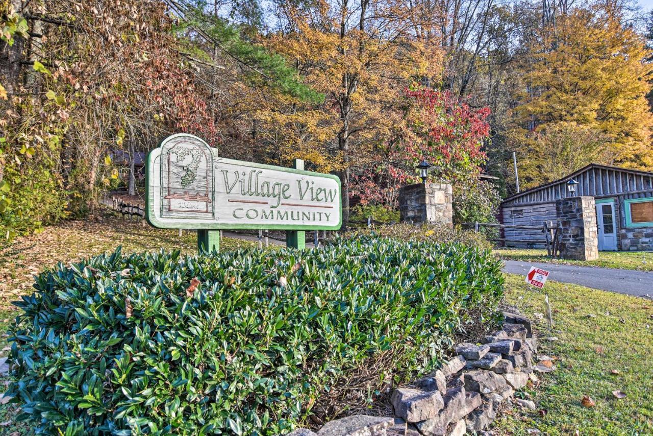 Cozy Cabin With Hot Tub And Smoky Mountain Views! Βίλα Bryson City Εξωτερικό φωτογραφία